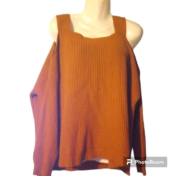 Windsor oversized dolman sleeve cold shoulder rust colored sweater - Picture 1 of 8